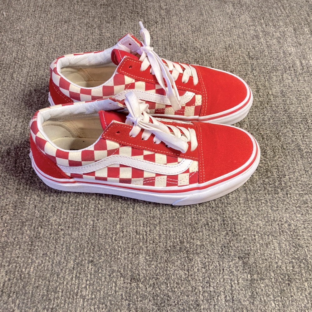 VANS Off The Wall Red/White Checkered Skate Shoes 5.5 women’s